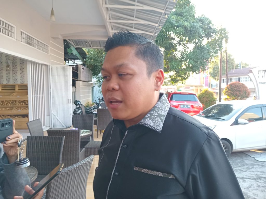 Yasir Mahmud Yakin "BerAmal" Menang Telak di Pilkada Bone 2024_trends.co.id