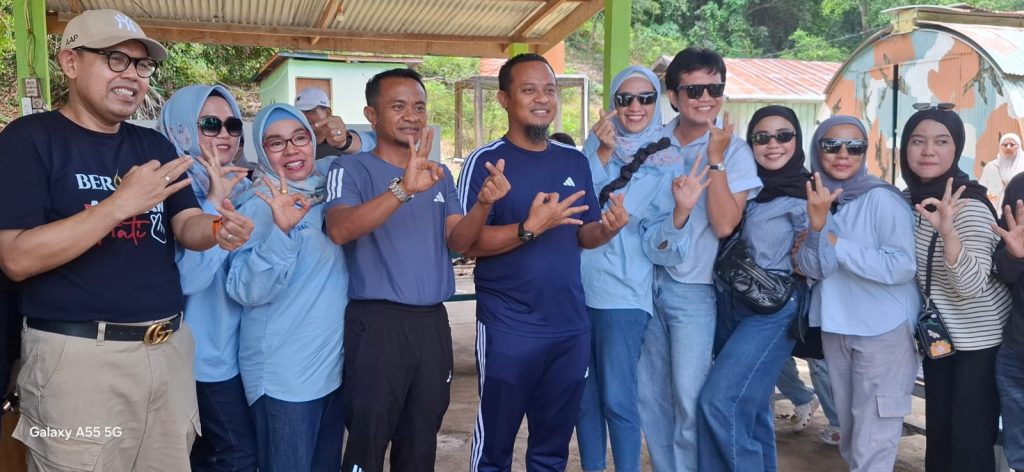 Dukungan Kreatif Tim Sirkus untuk Pasangan berAMAL_trends.co.id