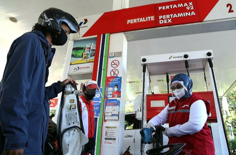 Pj Bupati Bone Gerak Cepat Atasi Krisis BBM_trends.co.id