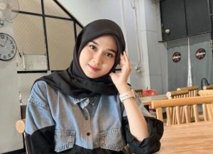 Selebgram Bone Yakin BerAmal Majukan Bone