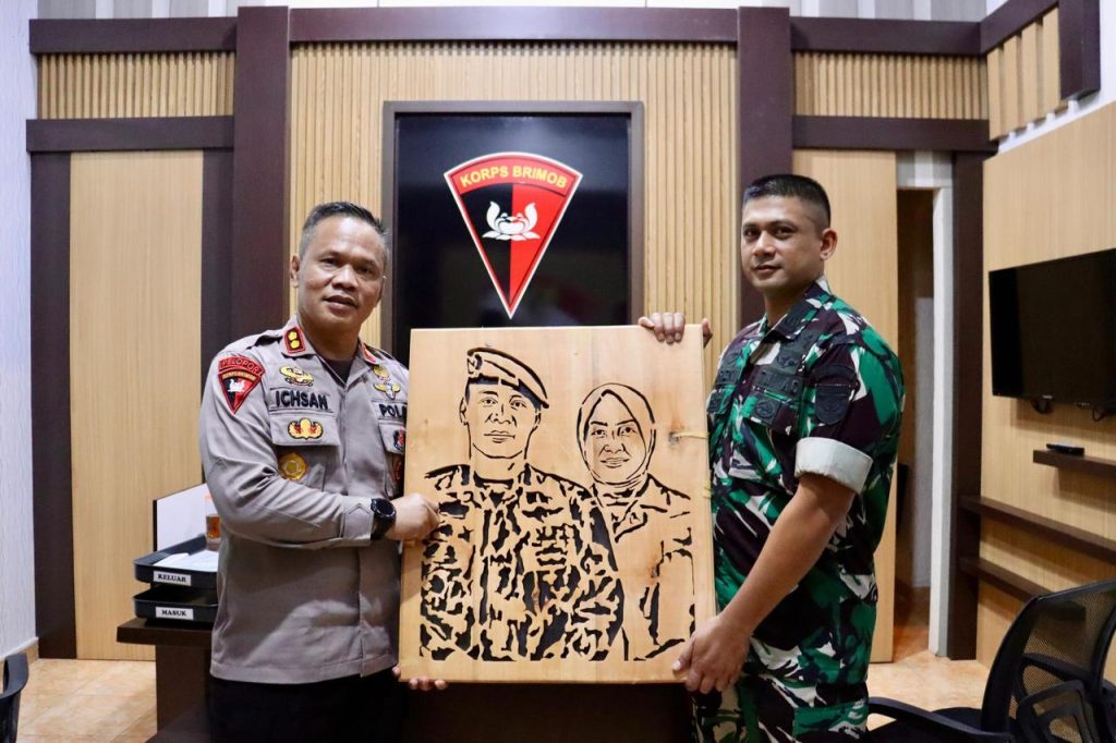 Sinergitas TNI-Polri, Dandim Bone Sambangi Brimob Polda Sulsel_trends.co.id