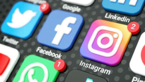 Perkembangan Media Sosial dan Konten Kreator: Era Baru Interaksi Digital