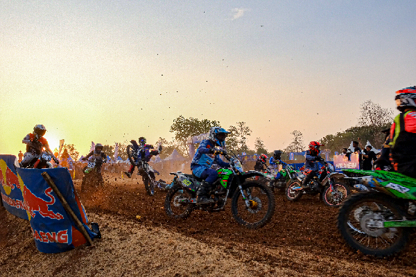 Seri Pamungkas Kratingdaeng Supercrosser 2024_Trends.co.id