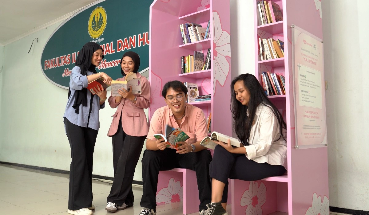 Pink Library: Cara Unik barenbliss Rayakan Ulang Tahun ke-4 di Indonesia_TRENDS.CO.ID
